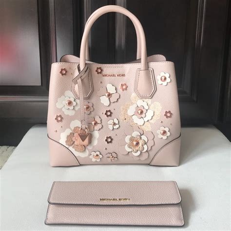 michael kors floral appliqué bag|Amazon.com: Michael Kors Floral Handbags .